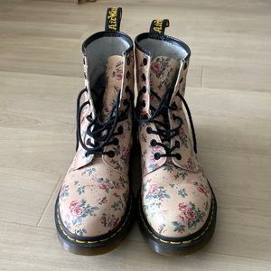 1460 Pink Floral Dr Martens